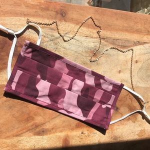 Red/pink Camo face mask with copper mask chain
